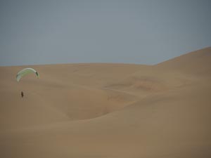 Windsurfen auf Sand